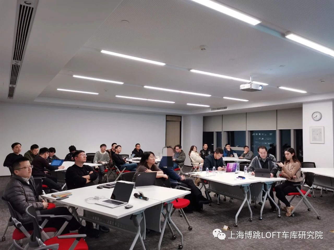 遵义杭州LOFT车库专题会
